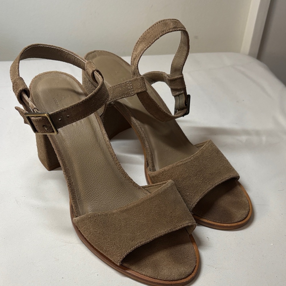 ABLE Tan Suede Block Heeled Sandals Size 10